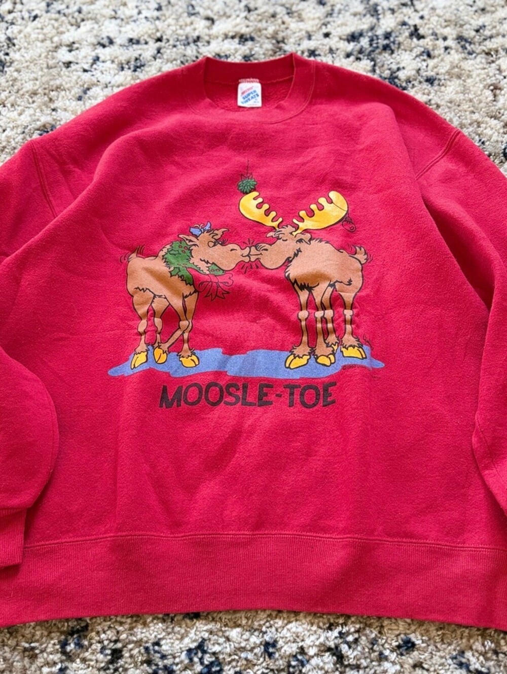 Jerzees Moosle Toe Kissing Moose Sweatshirt XL Red